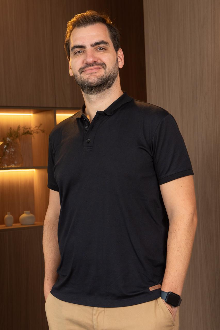 Retrato de Henrique Pocai, fundador da Vindu